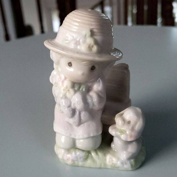 Precious Moments Other - Precious Moments - Seasoned with a Smile - Enesco Salt and Pepper Shakers.
